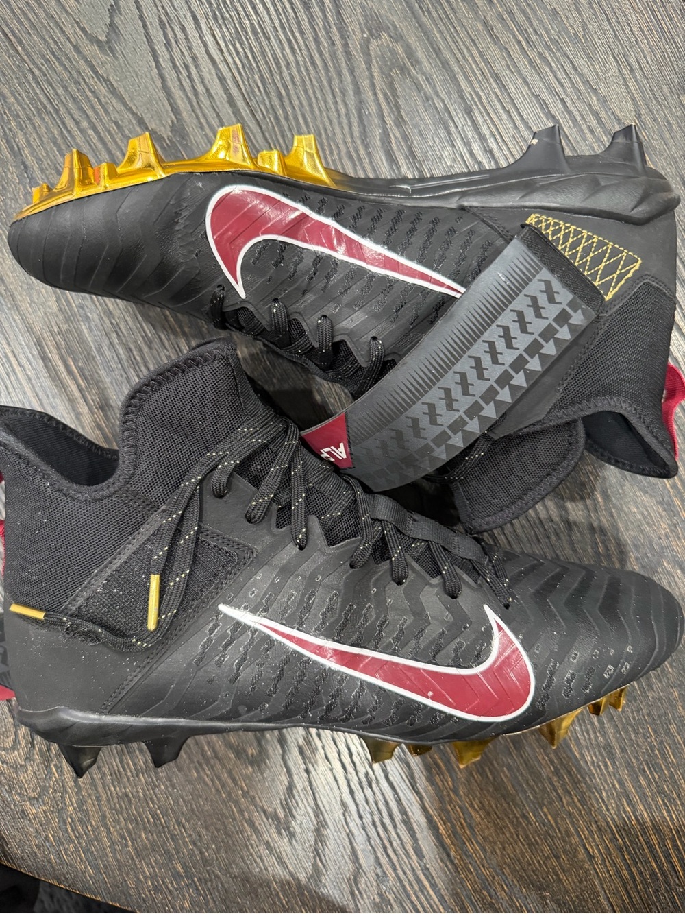 NIKE Florida state cleats - SAMPLE - men’s size 12